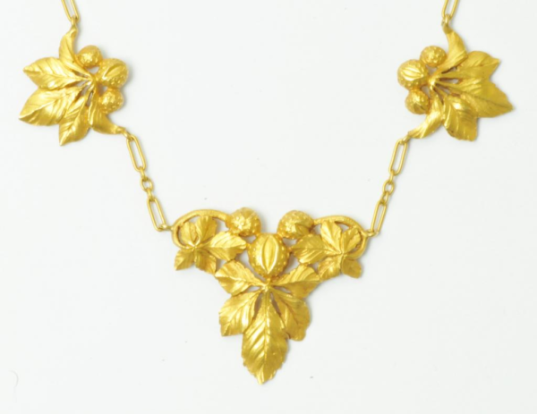 Art Nouveau Draperie Gold Necklace - Image 2