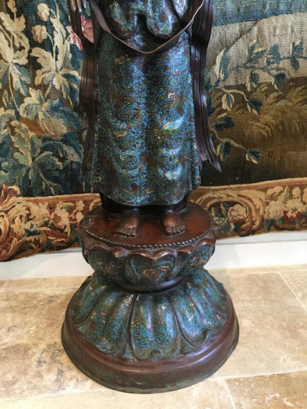 19th Century exceptionally Tall Bronze Goddess statue ( Japan ) - Image 4