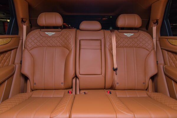 2017 Bentley Bentayga - Image 10
