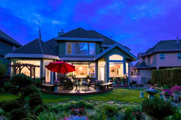 Luxury Golf Course Property in Coquitlam, Canada - Image 5