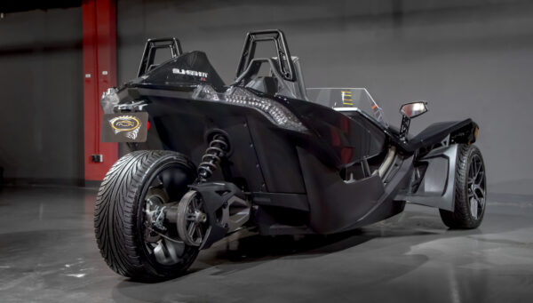 2017 - Polaris Slingshot ( Motorcycle ) - Image 2