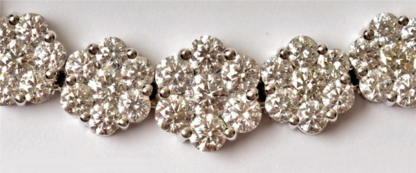White Gold & Diamonds Necklace - Image 4