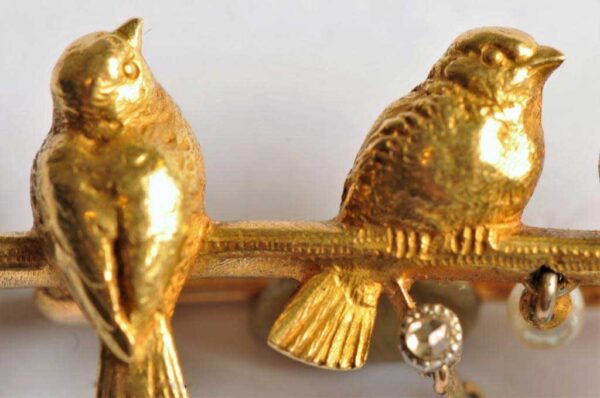 Vintage Diamond & Pearls Gold Bird Brooch - Image 2