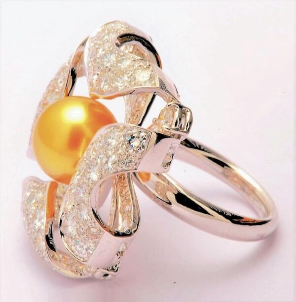 Burmese Pearl & Diamond Ring - Image 2