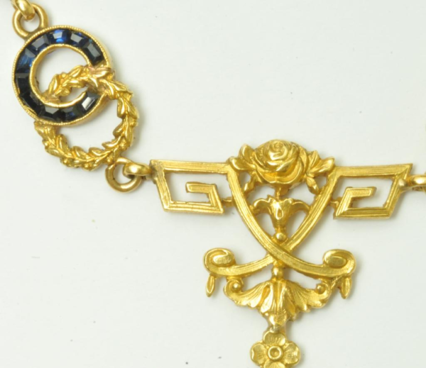Ancient Draperie Gold and Sapphires Necklece - Image 2