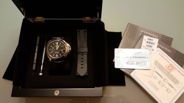 2007 Panerai Luminor Marina PAM104 - Image 3
