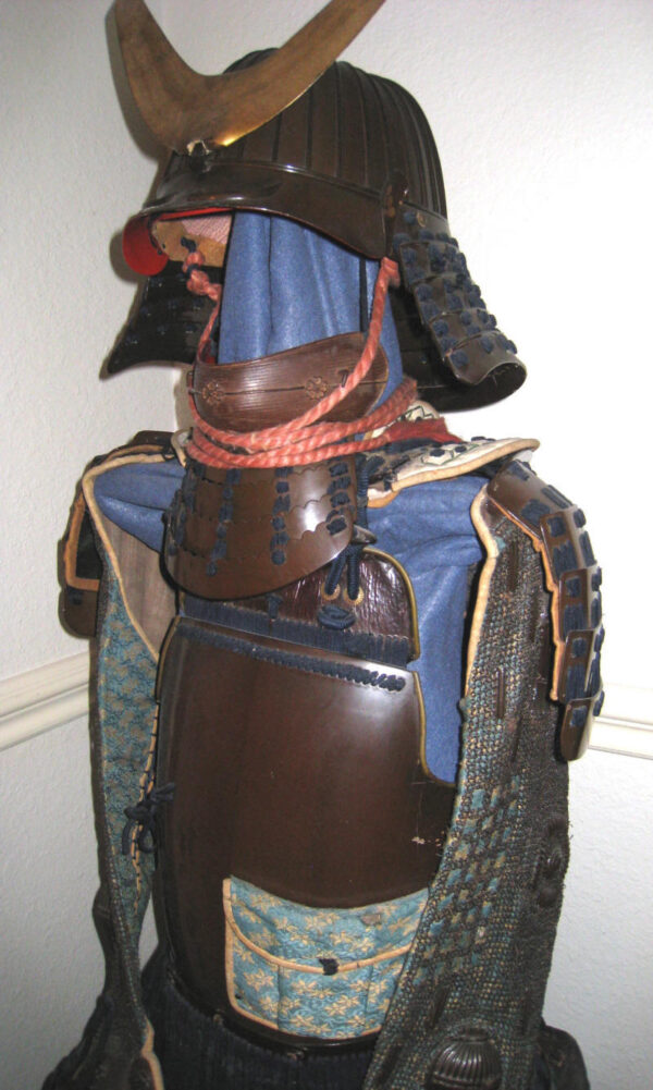 18th Century full suit of Japanese Samurai Armor - Image 3
