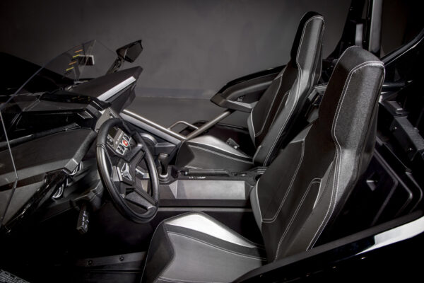 2017 - Polaris Slingshot ( Motorcycle ) - Image 4
