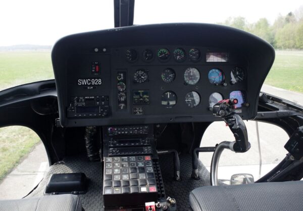1995 Eurocopter AS350B2 - Image 4