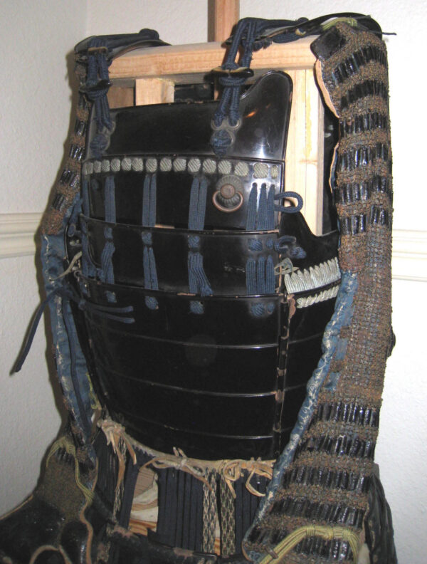 18th Century full suit of Japanese Samurai Armor - Image 5