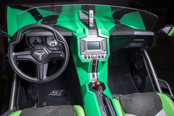 2016 - Polaris Slingshot ( Motorcycle ) - Image 6