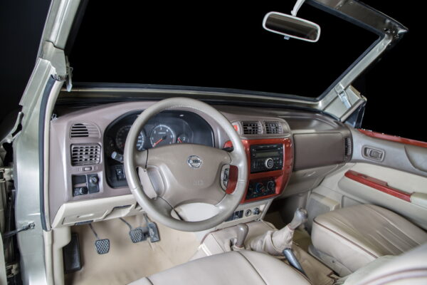 2003 Nissan Patrol Super Safari - Image 6