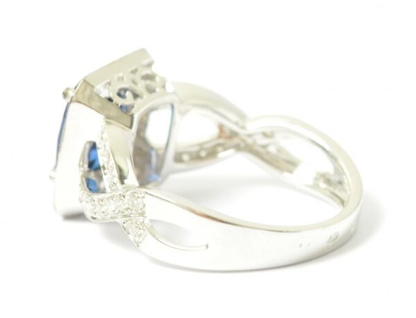 Sapphire & Diamond White Gold Ring - Image 5