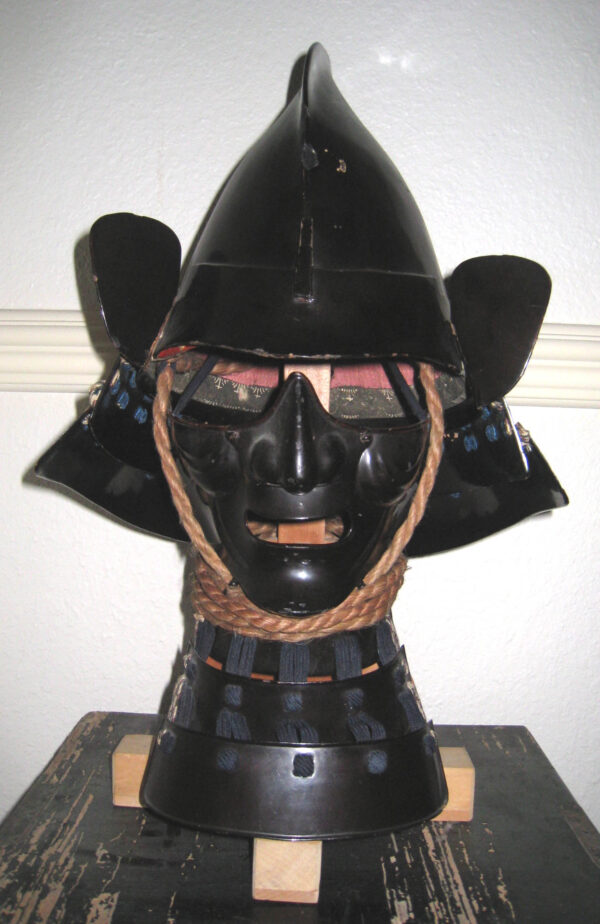 Early 18th Century full suit of Japanese Gusoku style Samurai Armor - Image 8