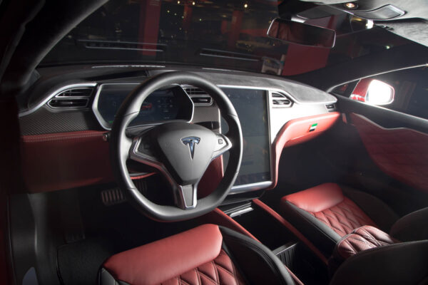2016 Tesla - S-P 90D - Image 7