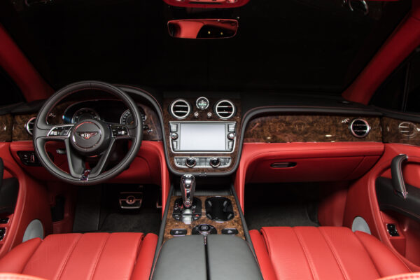 2018 Bentley Bentayga - Image 7