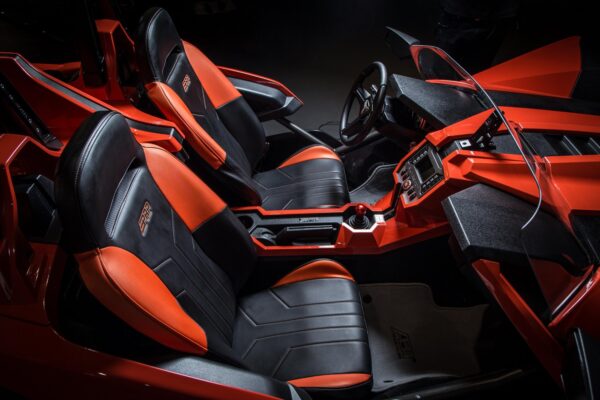 2016 - Polaris Slingshot ( Motorcycle ) - Image 8