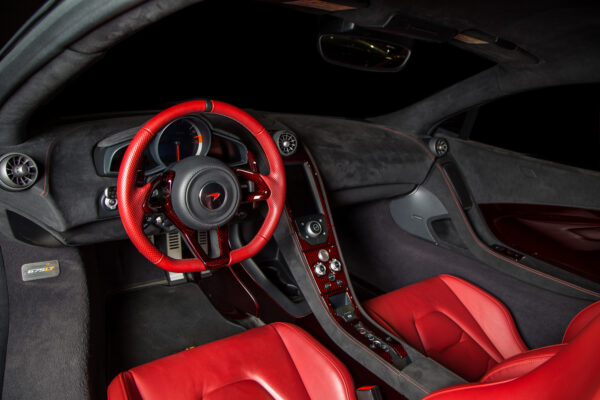 2016 McLaren 675 LT - Image 9