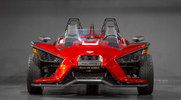 2017 - Polaris Slingshot ( Motorcycle ) - Image 2