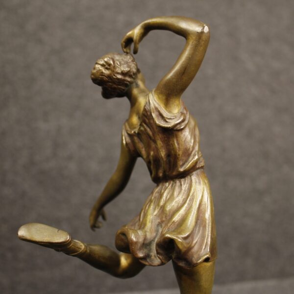 20th Century Neapolitan Signed Bronze depicting a Fish Seller - Image 6