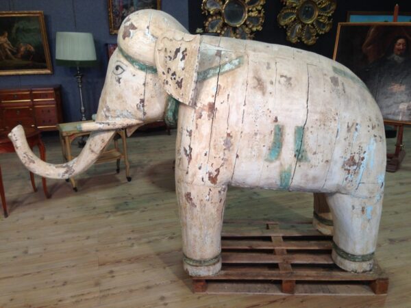 19th Century Antique Indian Sculpture depicting an Elephant - Image 4