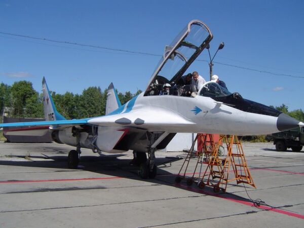 Fly a MIG-29 Fighter Jet at the edge of space - Image 2