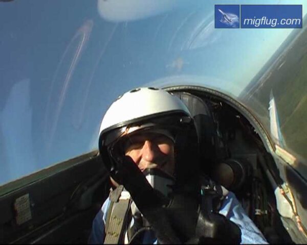 Fly a MIG-29 Fighter Jet at the edge of space - Image 3