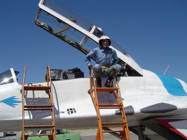 Fly a MIG-29 Fighter Jet at the edge of space - Image 4