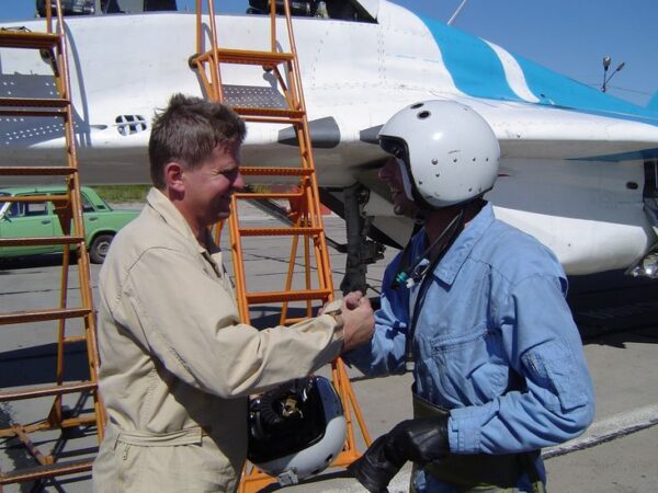 Fly a MIG-29 Fighter Jet at the edge of space - Image 5