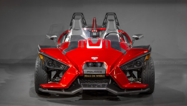 2017 - Polaris Slingshot ( Motorcycle ) - Image 9