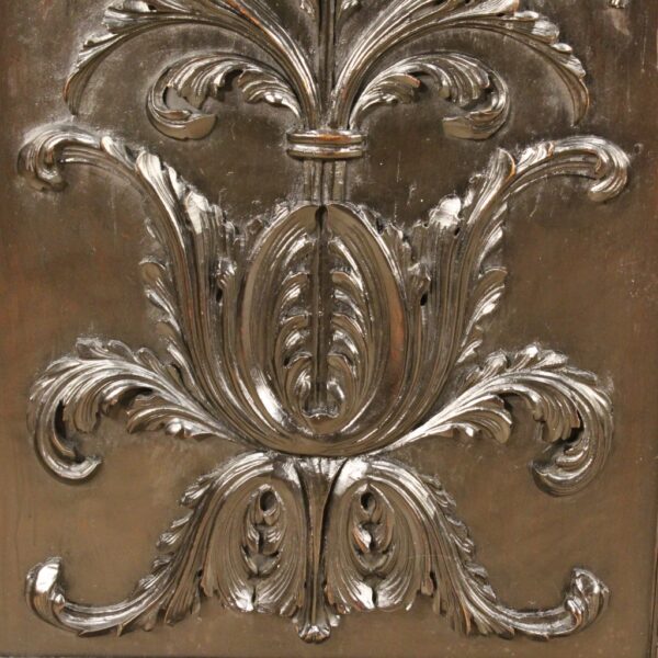 20th Century Renaissance style Italian Slideboard - Image 2