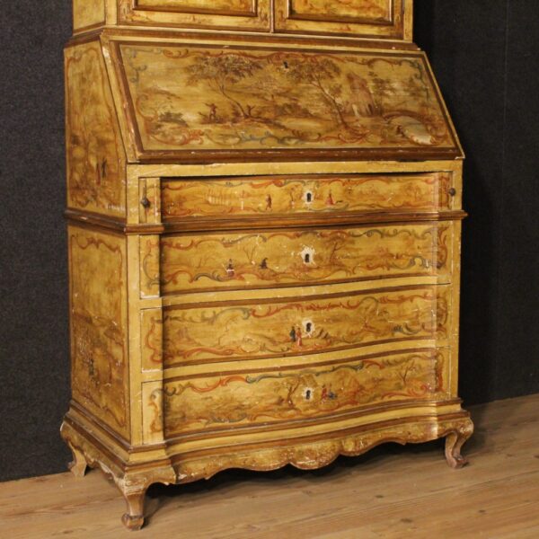 20th Century Venetian Lacquered, Gilded and Painted Trumeau - Image 9