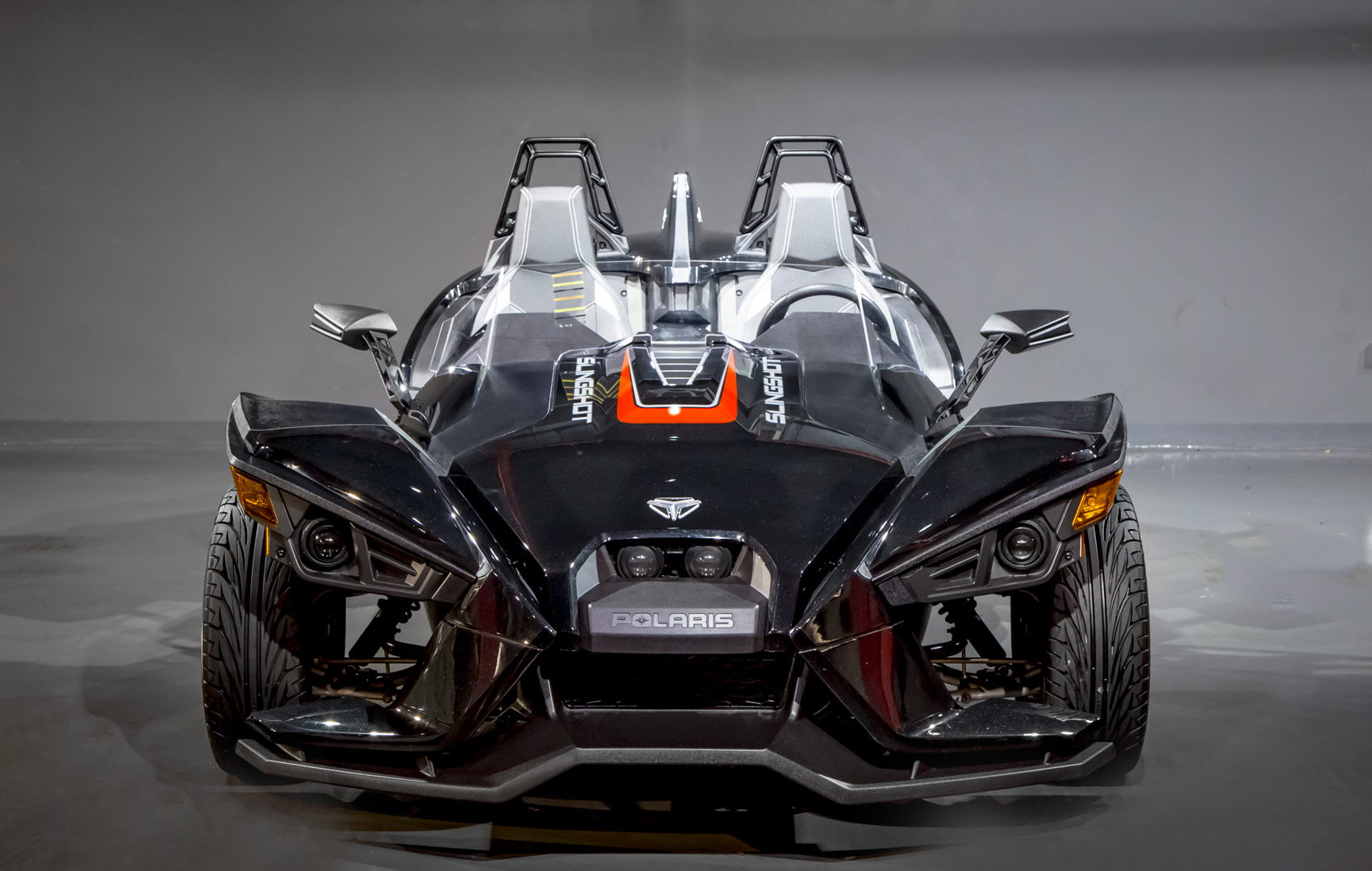 2017 - Polaris Slingshot ( Motorcycle ) - Image 11