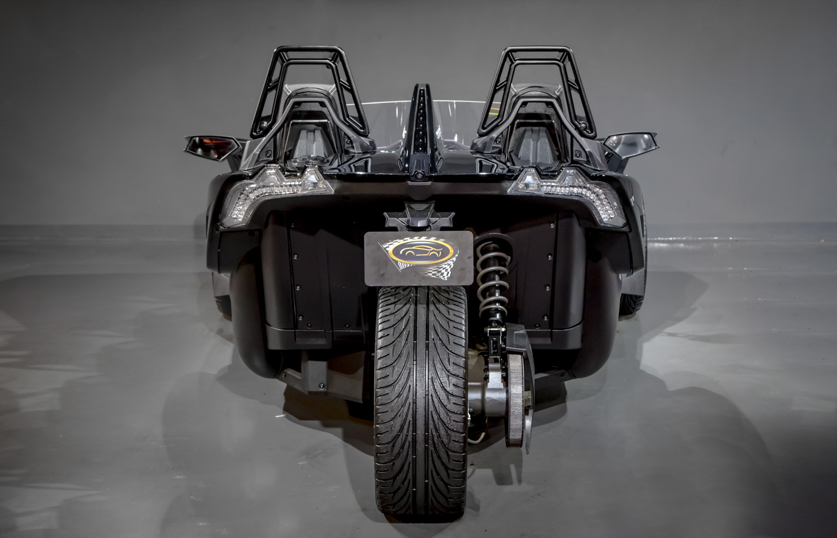 2017 - Polaris Slingshot ( Motorcycle ) - Image 3