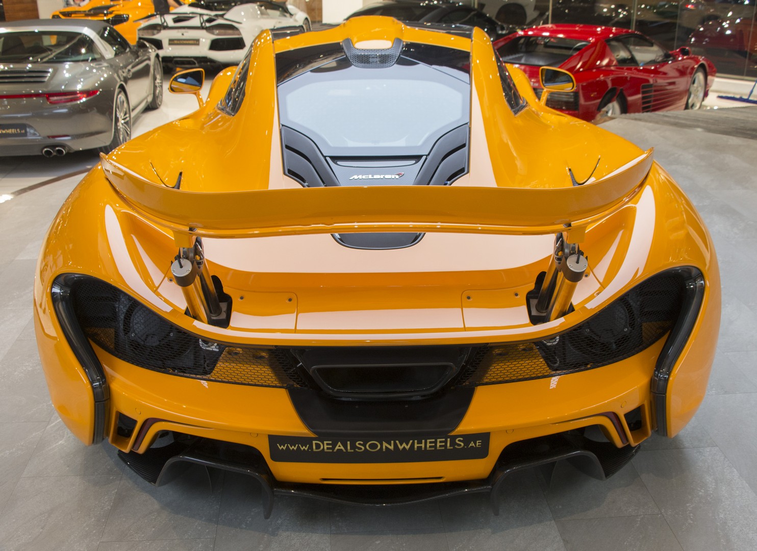 2014 McLaren P1 Supercar - Image 4