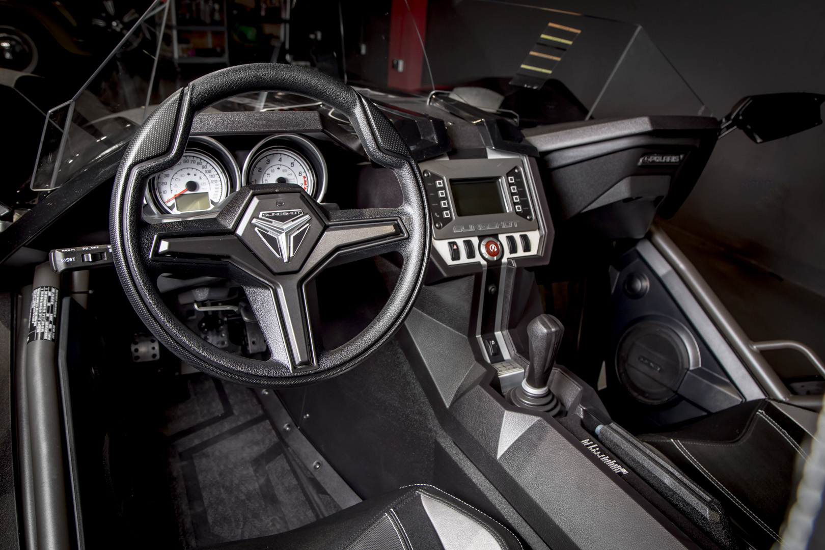 2017 - Polaris Slingshot ( Motorcycle ) - Image 5