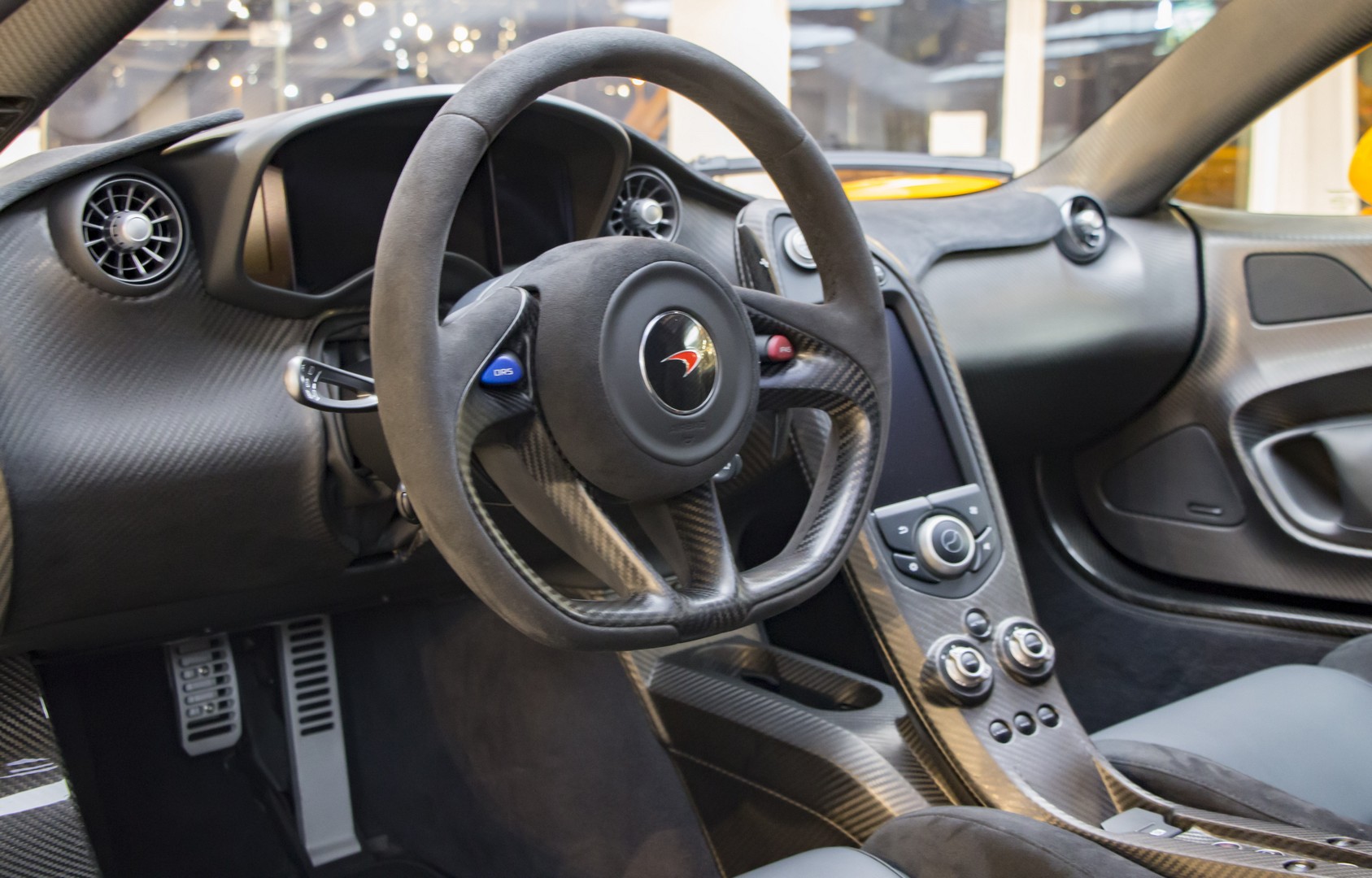 2014 McLaren P1 Supercar - Image 6