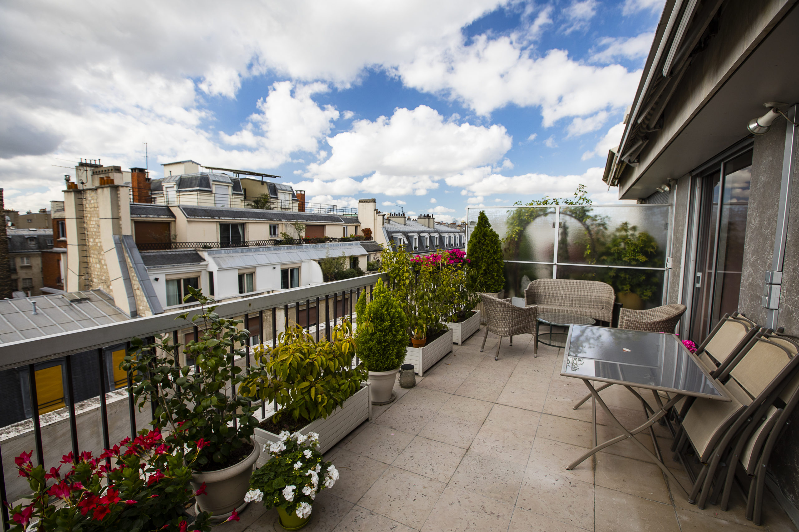 Exceptionnal penthouse in the 16th arrondissement of Paris - Image 12